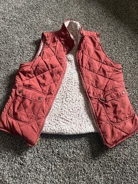 Love Tree Coral Quilted Vest with Sherpa Trim